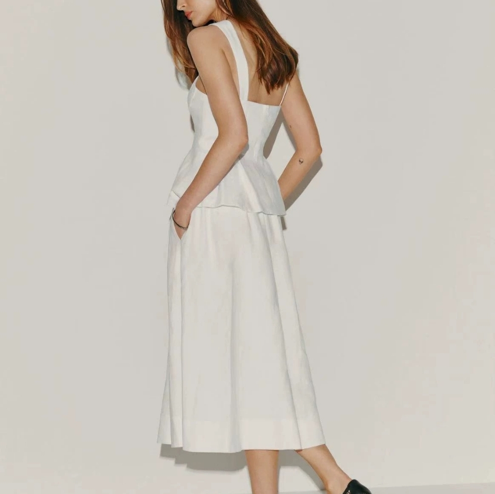 Reformation Misty Linen Two Piece Set - Picture 2 of 13
